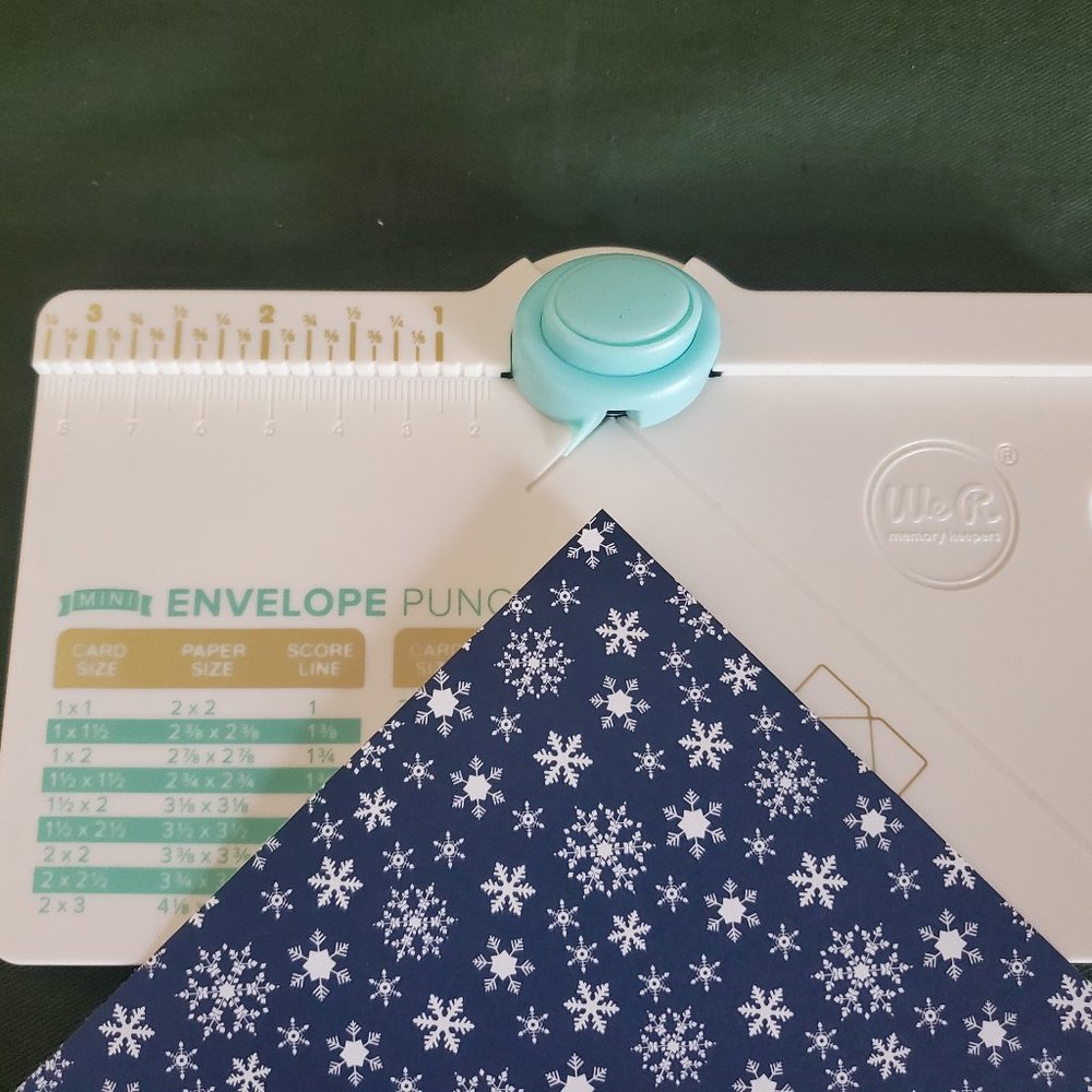 We R Memory Keepers Envelope Punch Board - Picture 4 of 11